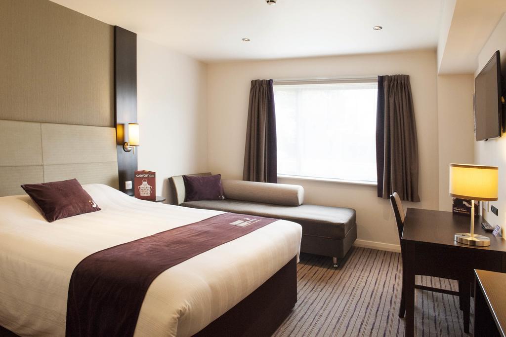 Premier Inn Peterborough - Ferry Meadows Kültér fotó